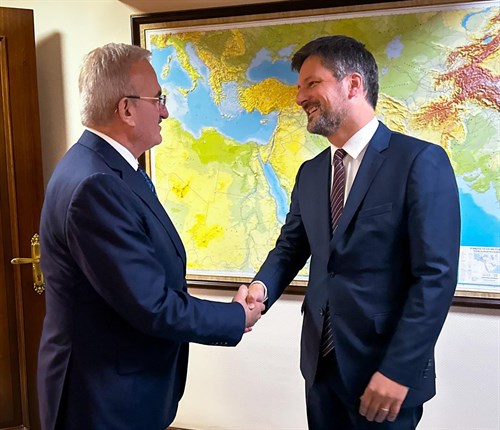 Bakan Yardımcımız Sayın Münir KARALOĞLU Macaristan'ın Ankara Büyükelçisi Sayın Viktor Mátis bakanlığımızda ağırladı