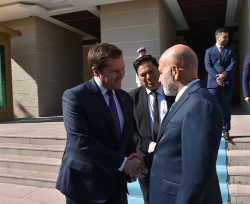 Bakan Yardımcımız Sayın Mehmet Sağlam, Birleşik Krallık Göç Bakanı Sayın Robert Jenrik'i  Kabul Etti