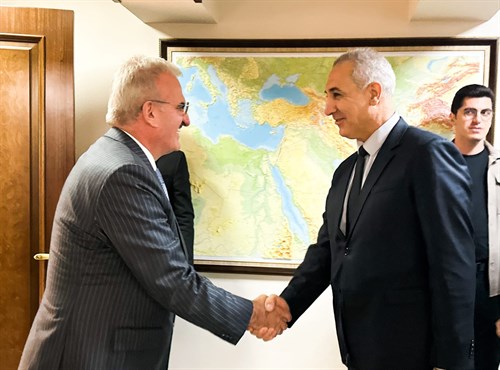 Bakan Yardımcımız Sayın Münir Karaloğlu, Libya’nın Ankara Büyükelçisi Sayın Mustafa El Gelaib’i Kabul Etti