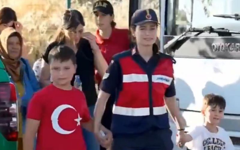 Kahramanmaraş İl Jandarma Komutanlığı Ekipleri Şehit ve Gazi Çocuklarıyla Bir Araya Gelerek Çocuklarla Birlikte Renkli ve Eğlenceli Anlar Yaşadılar