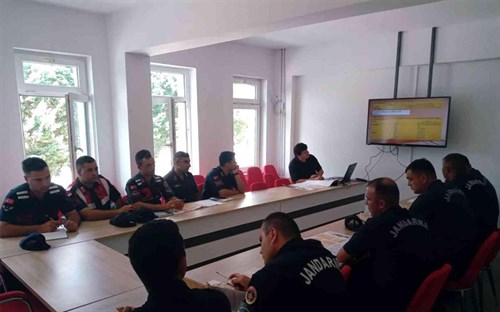 Bursa'da Jandarma Personeline Av Koruma-Kontrol Eğitimi