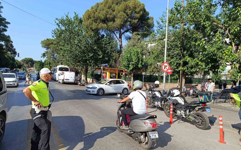 Aydın’da Trafik Ekiplerinden "LGS" Nöbeti