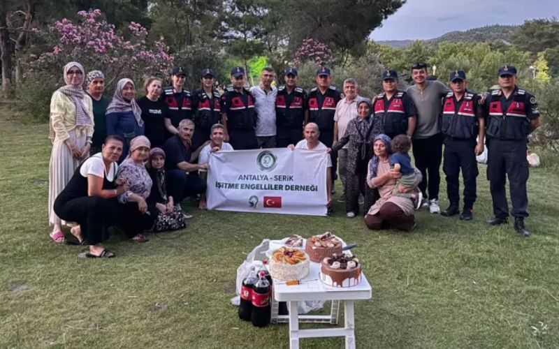 Jandarma Ekiplerine Yıl Dönümü Sürprizi