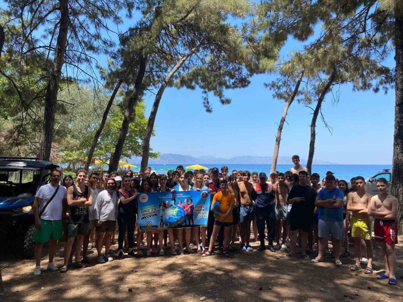 Kuşadası’nda Öğrencilere Uygulamalı Çevre Bilinci Eğitimi Verildi