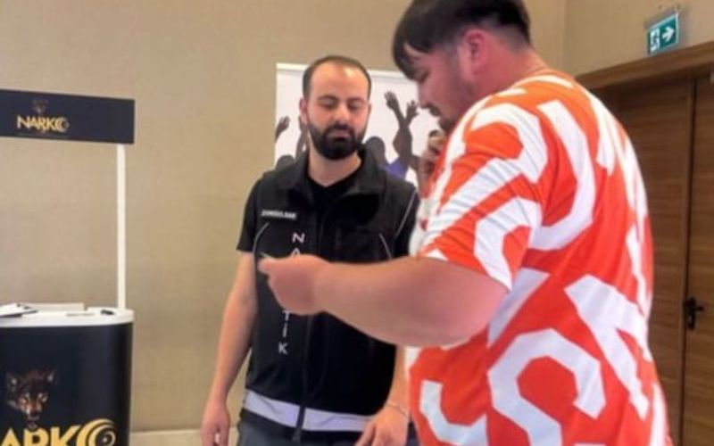 Zonguldak Emniyetinden Dolandırıcılık ve Uyuşturucuyla Mücadele Kapsamında Bilgilendirme Faaliyeti Gerçekleştirildi