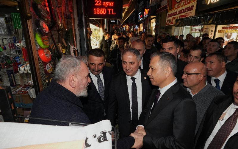 Bakanımız Sayın Ali Yerlikaya, Karadeniz Ereğli'de Esnaflarla Bir Araya Geldi