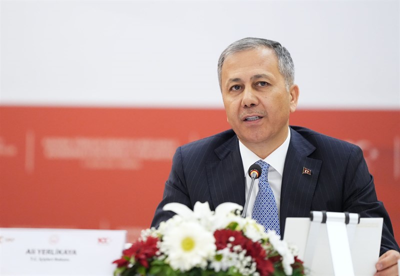 Kadına Yönelik Şiddeti Bir İnsanlık Suçu Olarak Görüyoruz
