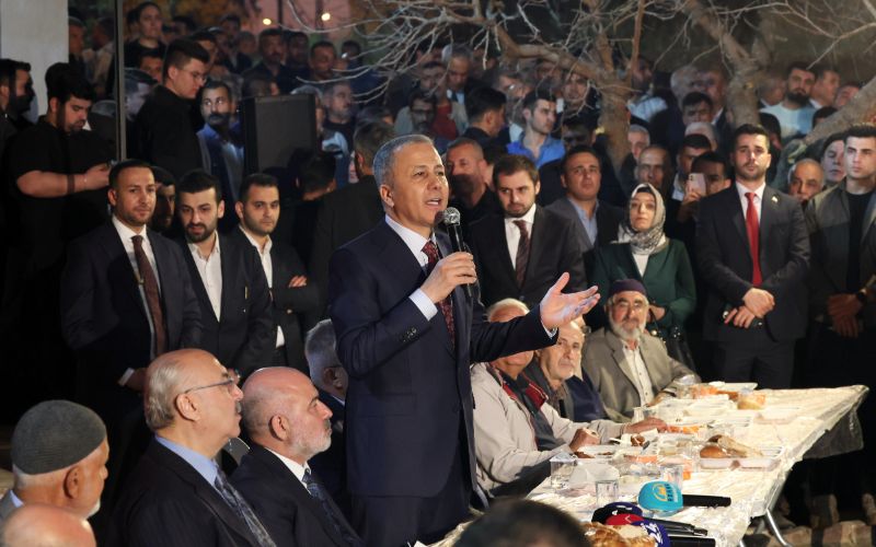 İçişleri Bakanımız Sayın Ali Yerlikaya Adana’da İftar Programına Katıldı