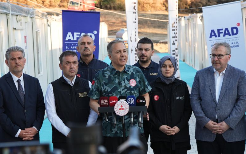 İçişleri Bakanımız Sayın Ali Yerlikaya Bilecik'te Afet Sonrası Yürütülen Çalışmalarla İlgili Basın Açıklaması Yaptı