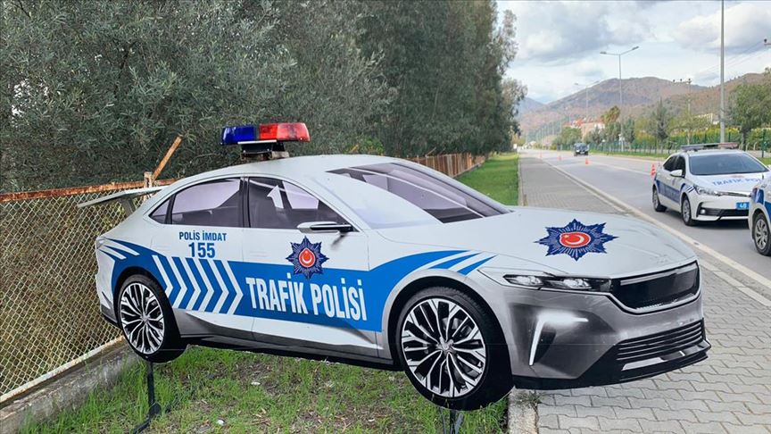 Türkiye’nin Otomobili Maket Trafik Polis Aracı Oldu