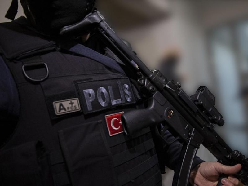 İzmir'de 56. Kökünü Kurutma Operasyonu Gerçekleştirildi