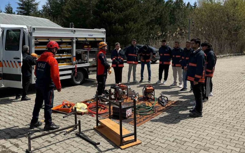 Yozgat’ta Uygulamalı Arama-Kurtarma Eğitimi Gerçekleştirildi