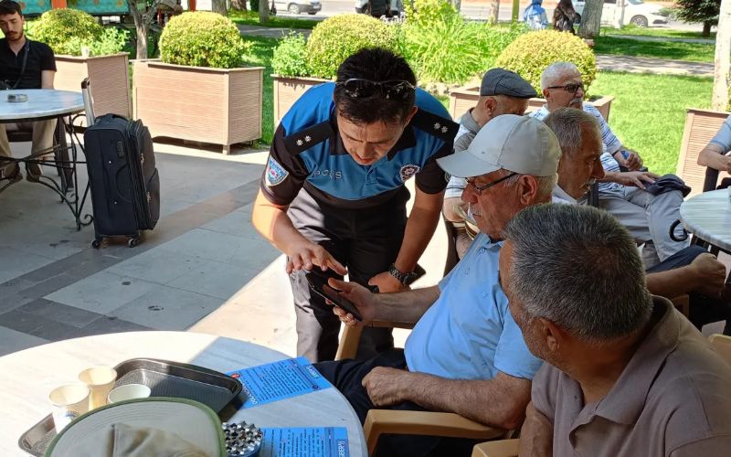 Polis Ekipleri, Dolandırıcılıkla Mücadele İçin SİBERAY Uygulamasını Tanıttı